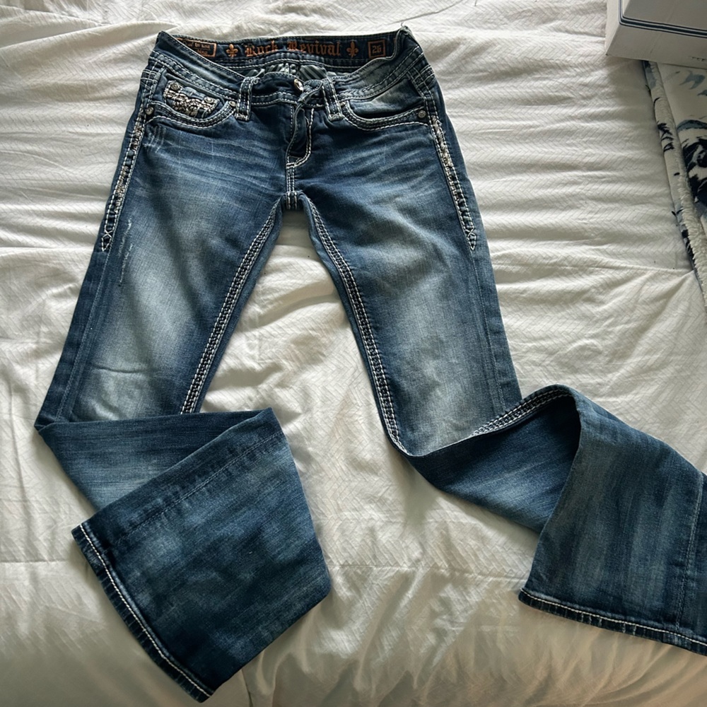 Women’s size 26 Rock Revival jeans inseam 31”